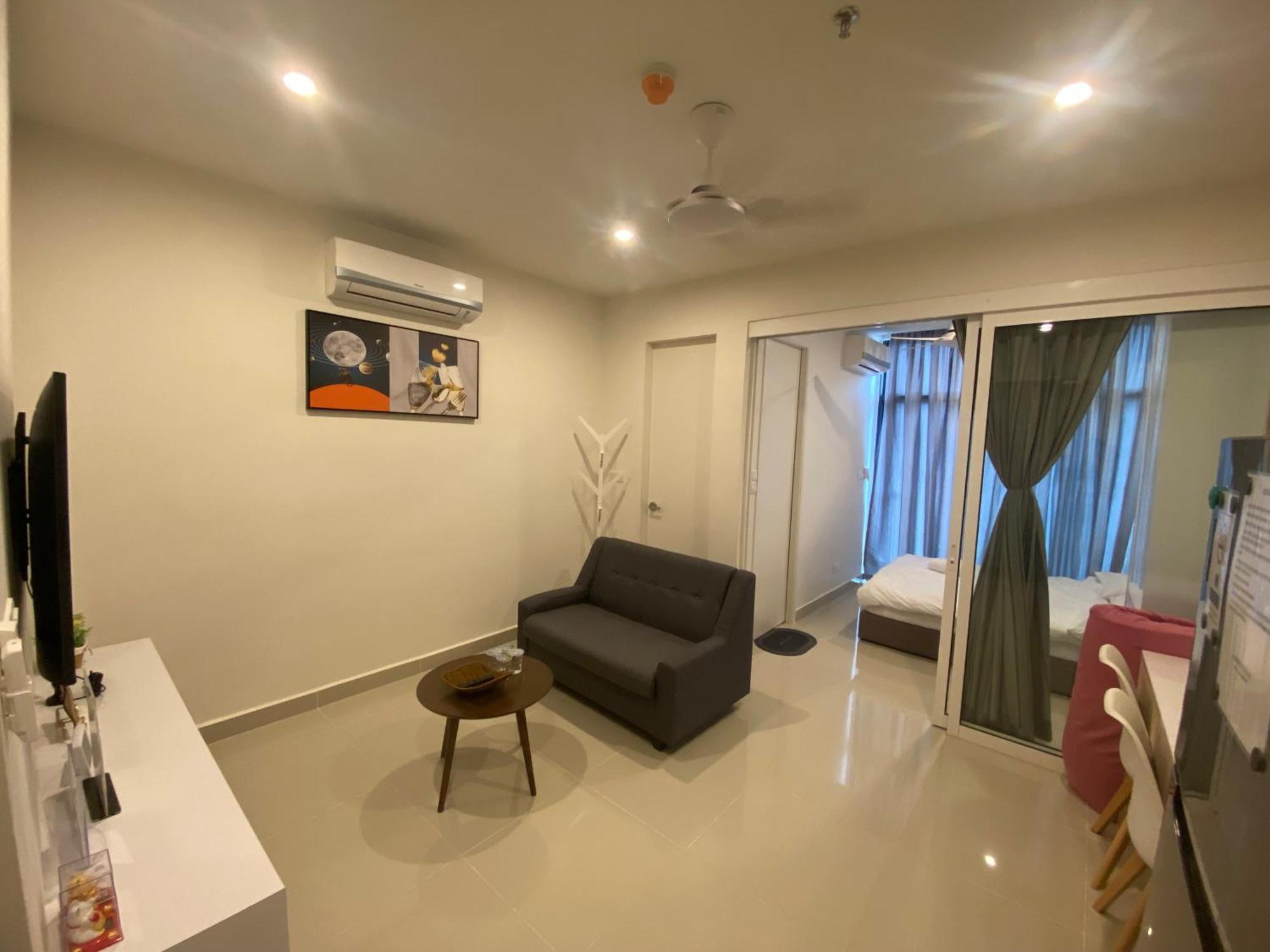 Kota Kinabalu City The Shore - Lucky 7 Homestay المظهر الخارجي الصورة